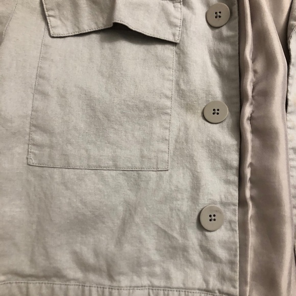 Small thin coat/jacket - Picture 2 of 4